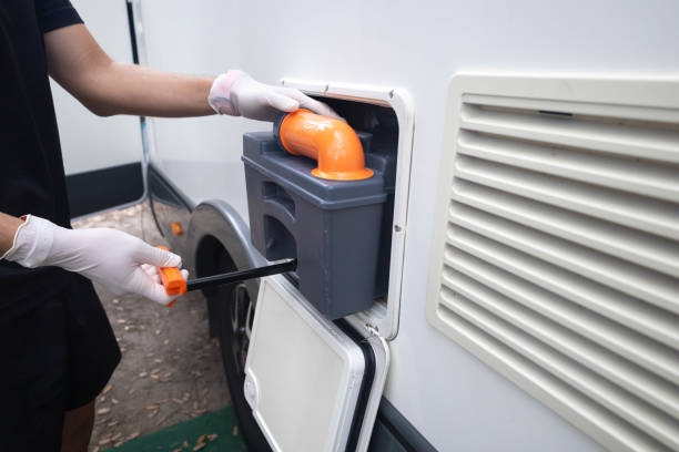 Best Portable toilet rental cost  in Overland, MO